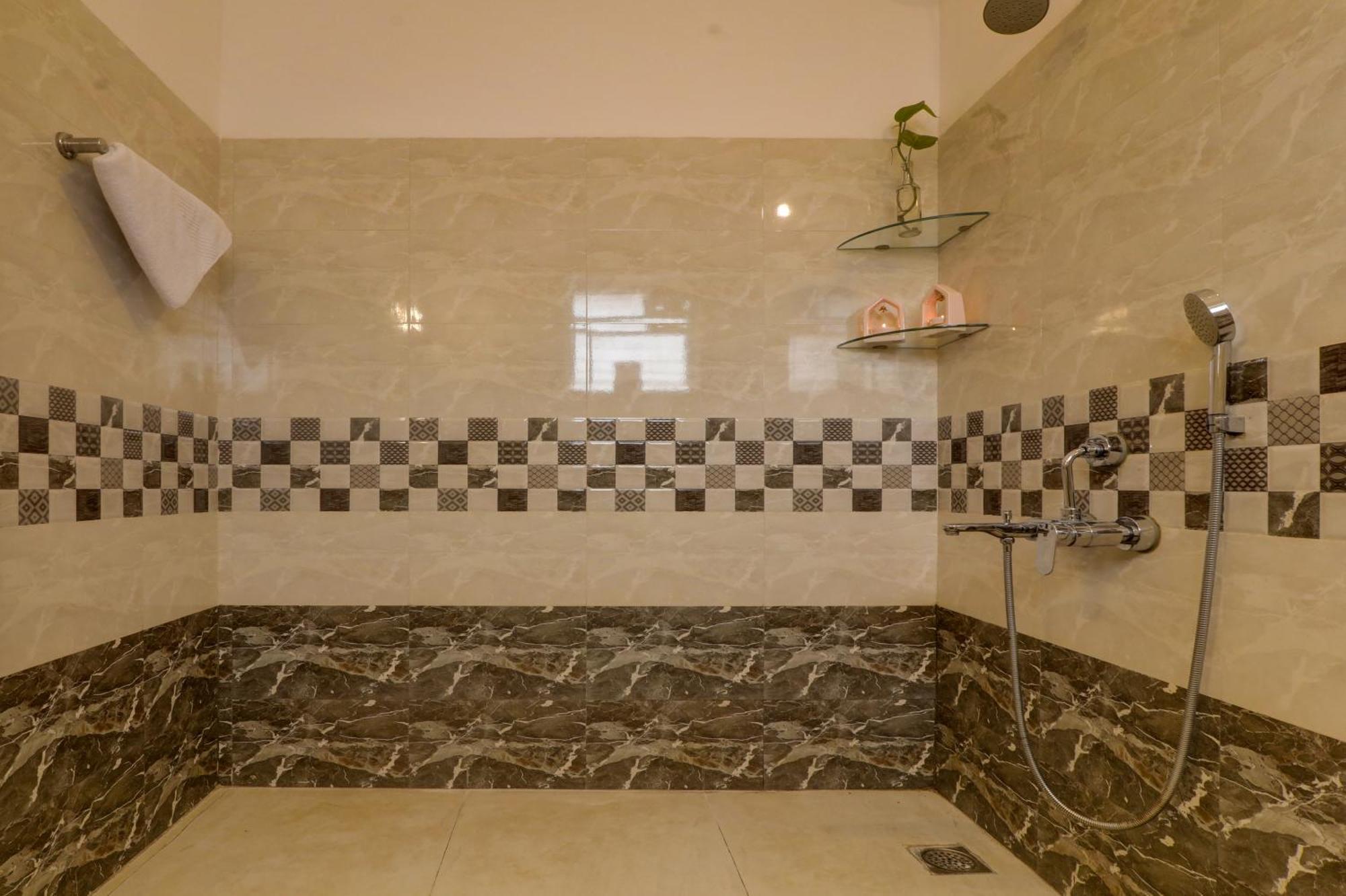 Jaqk Holidays - 9Bhk Villa For Big Groups, Private Pool-Wifi-Cartaker-Parking, North Goa Бага Экстерьер фото